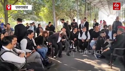 रुद्रपुर में वकीलों ने जाम की सड़क, जमकर किया हंगामा, अफसरों के छूटे पसीने