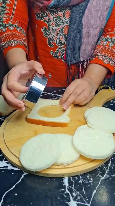 Kids Lunch Box Idea | Make and Store for Months | Lunch Box or Party Ideas | White Sauce Chicken Patties Recipe #lunchbox #makeandstore #lunchboxidea
