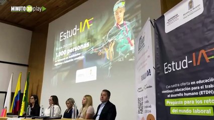Medellín certifica a más de mil técnicos laborales con Estud-IA