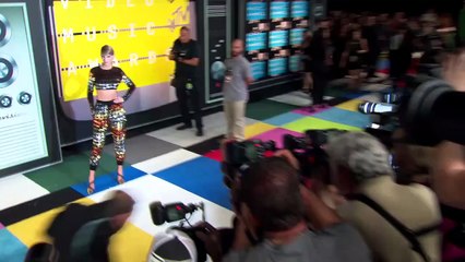 Taylor Swift Disses Harry Styles In New Rap Song 'Ready For It?'