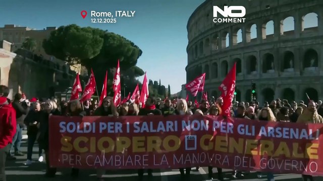Cientos se suman a la huelga nacional en Roma contra los planes presupuestarios de Italia para 2026