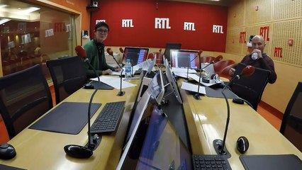 2017 – RTL Midi – Édition Spéciale Décès de Johnny Hallyday : Julien Clerc, « Johnny a été un jalon dans ma vie » (6 Décembre)