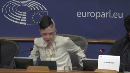 Interpreter Breaks Down Translating Ukrainian Boy’s Heartbreaking War Story in EU Parliament