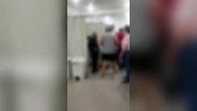 Funcionária é derrubada com soco por acompanhante de paciente