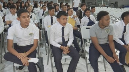 Jóvenes del IPT San Miguelito cierran su etapa escolar y envían mensaje a quienes piensan desertar