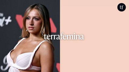 "Spectaculaire" : cette popstar phénoménale pose en culotte sur ces photos "très Playmate" afin de célébrer sa sensualité et son corps