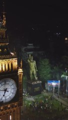 Increíble: ¡Ponen una estatua de 21 metros de Leo Messi en Calcuta!