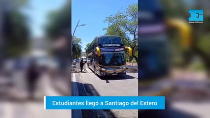 La llegada de Estudiantes al hotel en Santiago del Estero