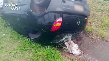 Motorista fica ferida em capotamento na BR-163, em Toledo
