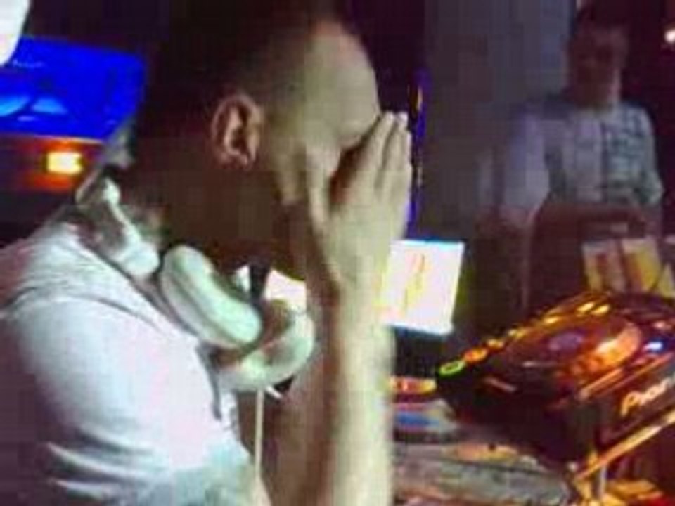 dj furax @ arc en ciel