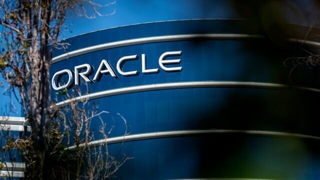 Oracle's $300B AI Bet Becomes Bubble Barometer