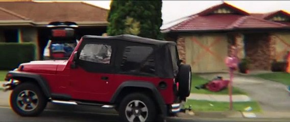 De amor y monstruos - Tráiler VO