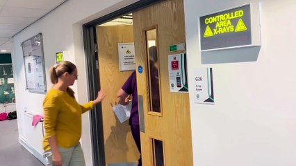 Emma Carnell is the first patient in UK to trial new 3D imaging technology for rheumatoid arthritis, video University of Exeter, Alan Quick