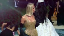 Kim Kardashian & Pete Davidson Channel Jfk & Marilyn Monroe Together, Kylie Jenner Looks Ready To Walk Down The Aisle In A Wedding Gown & Veil And Kourtney Kardashian & Travis Barker Both Rock Skirts As They Make Met Gala Debut.
