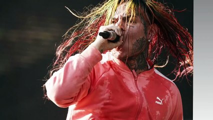 Nicki Minaj Pays Tribute To Juice Wrld In Emotional Speech