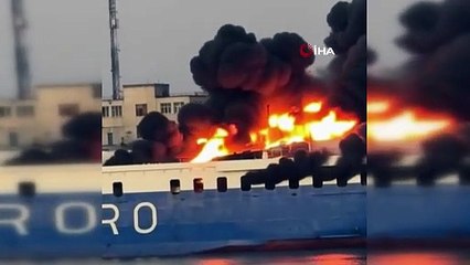 Ukrayna'da limana saldırı: Türk gemisi isabet aldı!