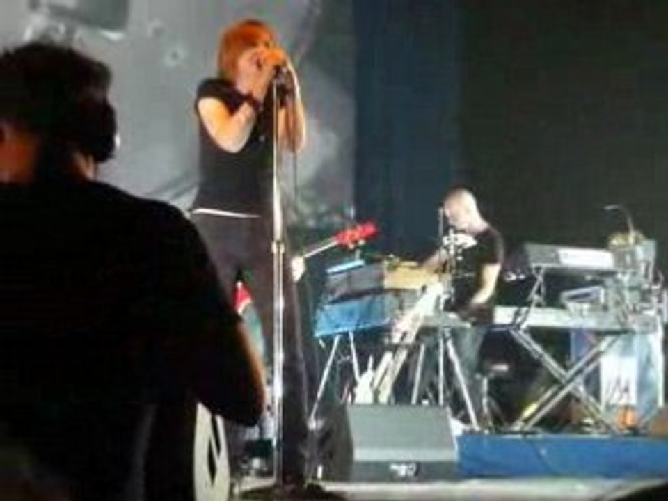 Portishead - Zenith Paris 5 Mai 2008 - Magic Doors