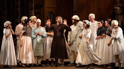 Aggiungi un posto a tavola, sold out la prima al Teatro Brancaccio con Giovanni Scifoni e Lorella Cuccarini