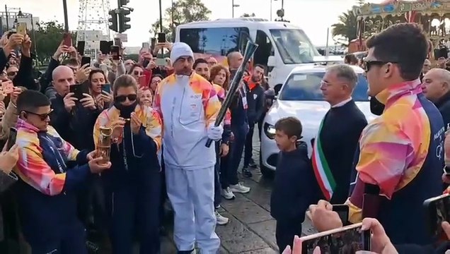 Milano Cortina 2026, ? arrivata Olbia la fiaccola olimpica