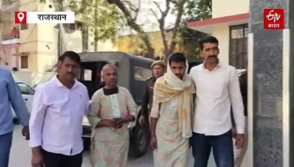 चूरू: बदमाशों के सिर मुंडवाए, महिलाओं के कपड़े पहनाकर बाजार में निकाला जुलूस