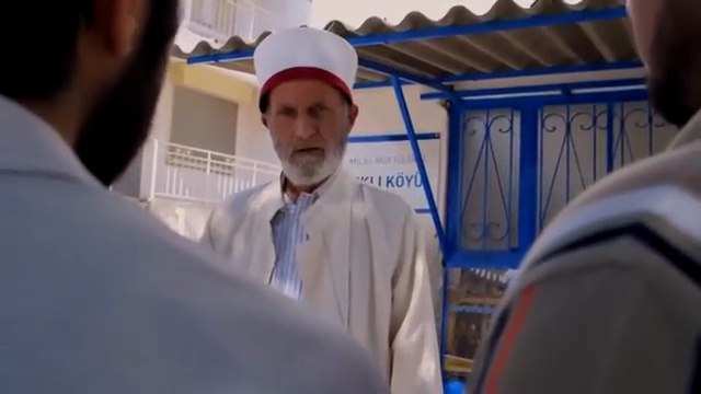 Üç, İki, Bir... Kestik! | Türk Komedi Filmi