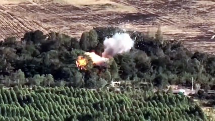 กริพเพนปฏิบัติการ ทิ้งระเบิดใส่คลังเก็บกระสุนของเขมร พื้นที่หนองหญ้าแก้ว