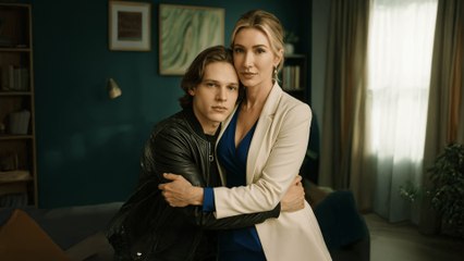 The Billionaire S*x Addict and His Therapist #dramashorts_processed