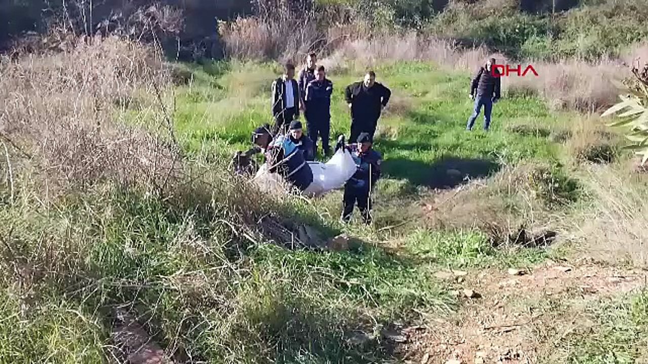 Antalya'da boş arazide erkek cesedi bulundu