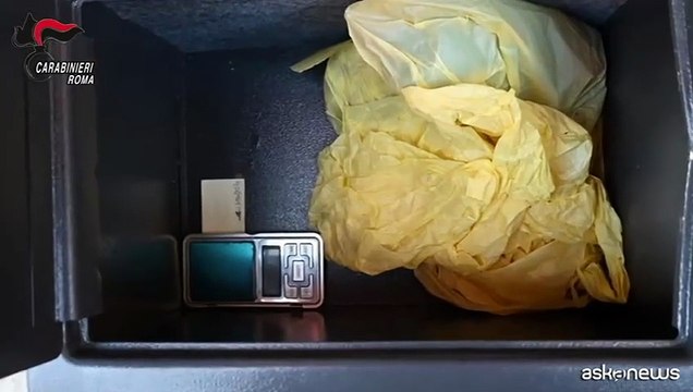 Ostia, blitz antidroga dei Carabinieri: nove arresti e 16 denunce