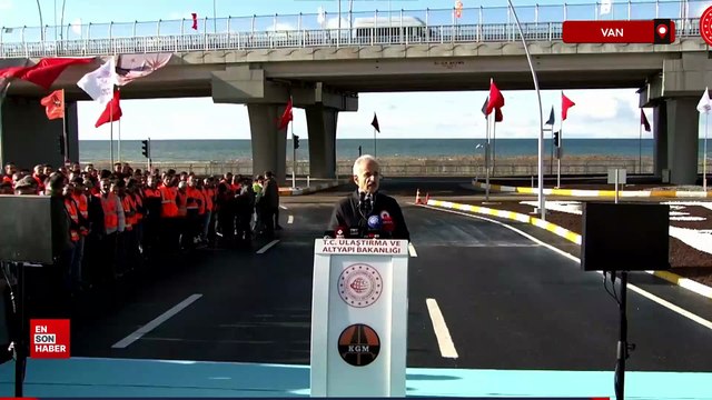 Abdulkadir Uraloğlu: Van Çevre Yolu ile 2 milyar 700 milyon lira tasarruf sağlayacağız