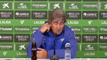 Pellegrini repasa las alternativas del Betis para sustituir a Abde