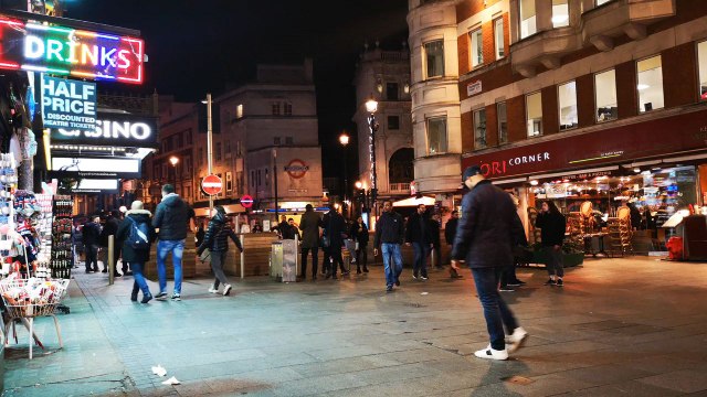 City Night Walk – People on a Busy Commercial StreetA peaceful and cinematic walk through a busy commercial street at night. People enjoying the city lights and nightlife. Ideal global content for viewers who love urban atmosphere, travel vibes,