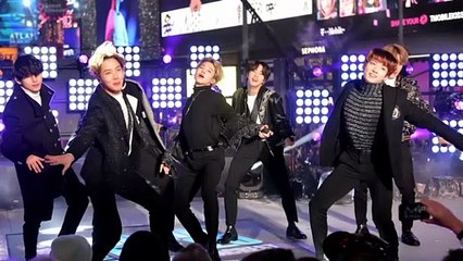 Selena Gomez Reveals What She Did On Justin Bieber & Hailey’s Wedding Day