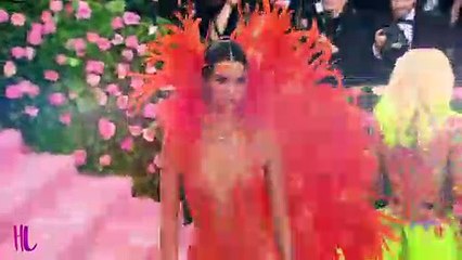 Kendall Jenner Reacts To Kylie Jenner Ignoring Her Anxiety Attack At Met Gala 2019