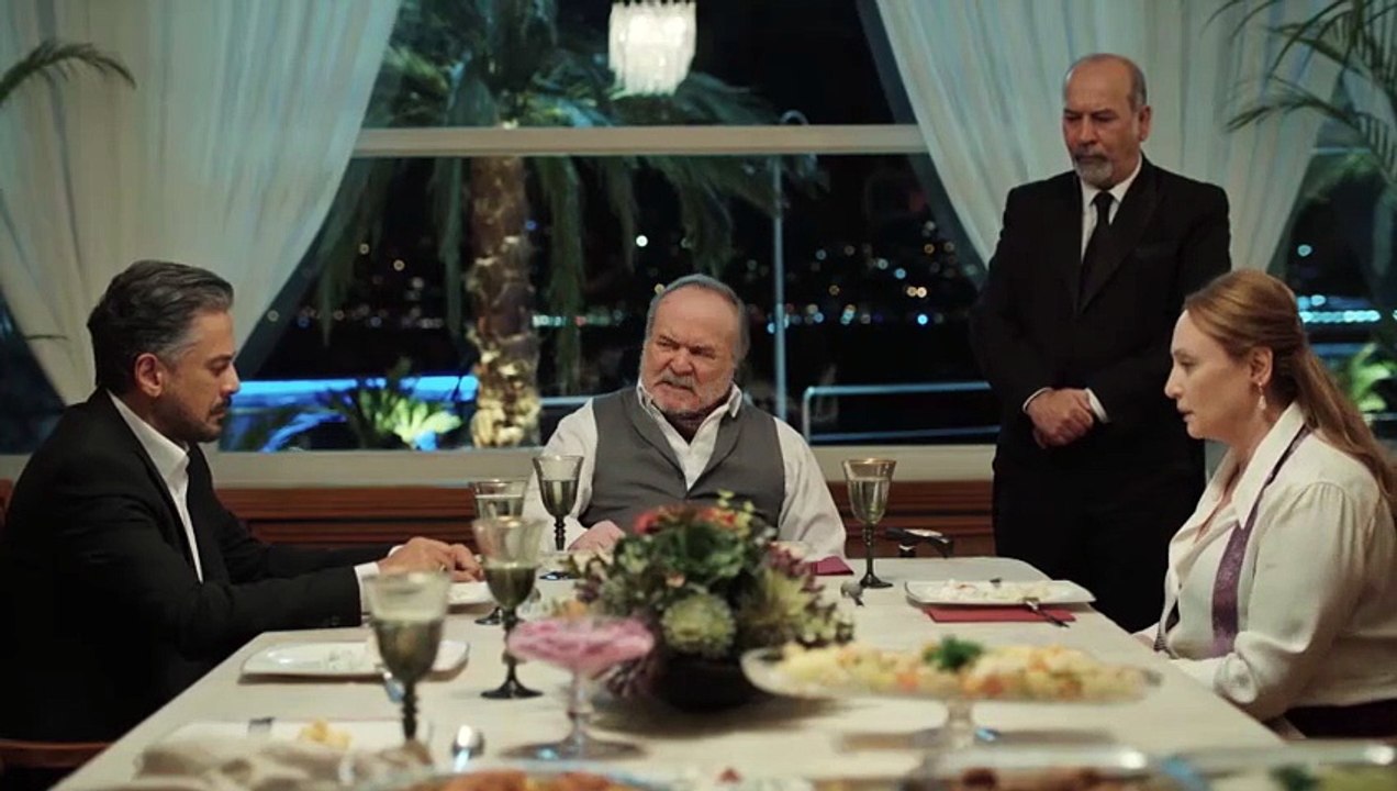 Golden Boy Episode 12 | Turkish Drama | Yali Capkini in Urdu | Urdu & Hindi Dabbled