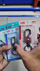 Premium and Stylish Hook Locking Metal Key Chain for Men  Women   for Gift