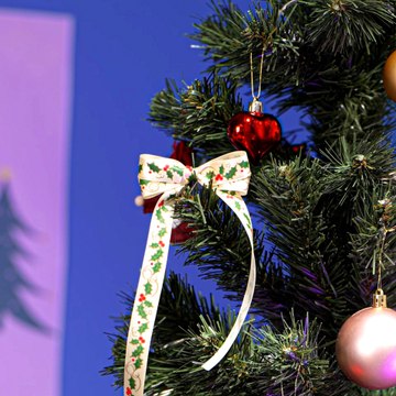 DIY Ribbon-Only Christmas Gifts & Decorations #fblifestyle