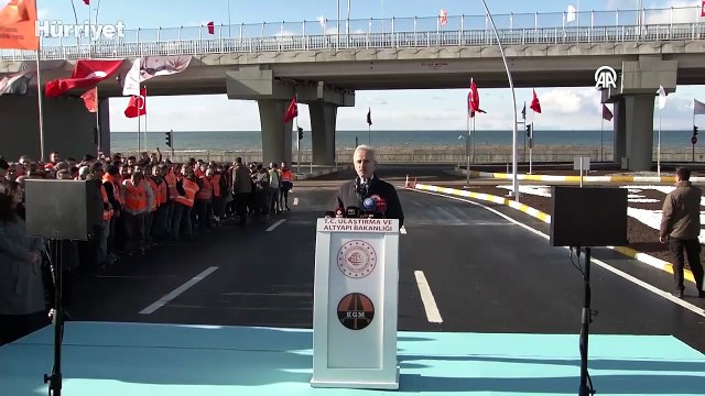 Ulaştırma ve Altyapı Bakanı Abdulkadir Uraloğlu, “Van Çevre Yolu Açılış Töreni”nde konuştu
