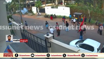 പാറാട് വടിവാൾ ആക്രമണത്തിന് മുമ്പ് CPM-ലീഗ് പ്രവർത്തകർ തമ്മിൽ കല്ലെറിയുന്ന ദൃശ്യങ്ങൾ പുറത്ത്