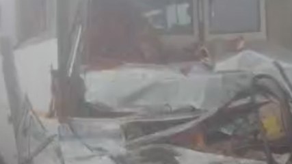 ग्रेटर नोएडा में कोहरे के चलते भिड़े कई वाहन