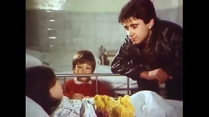 Ayrılamam | Küçük Emrah - Nuri Alço Eski Türk Dram Filmi