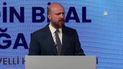 Bilal Erdoğan: lkemizde kolay yoldan zengin olmuş insanları örnek göstermemek lazım. Kolay yoldan zengin olanları örnek gösterdiğimiz zaman toplumu bozuyoruz