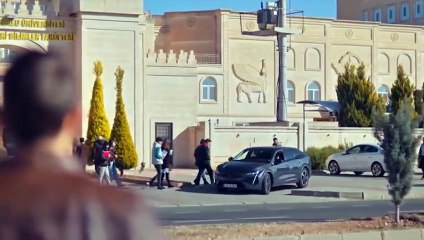 مسلسل المدينة البعيدة الحلقة 8 مترجم