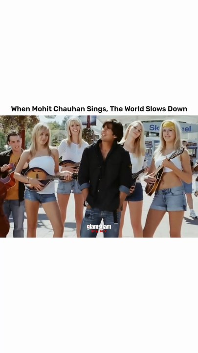 When Mohit Chauhan sings, everything else fades away and time simply slows down 🎶✨  #glamsham #mohitchauhan #bollywoodmusic #soulfulvoice #timelesssongs #hindimusic #musicmagic #bollywoodvibes  {glamsham, mohit chauhan, bollywood music, soulful voice, ti