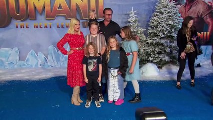 Tori Spelling & Her 5 Kids Reportedly Staying At $100 Motel After Dean McDermott Split
