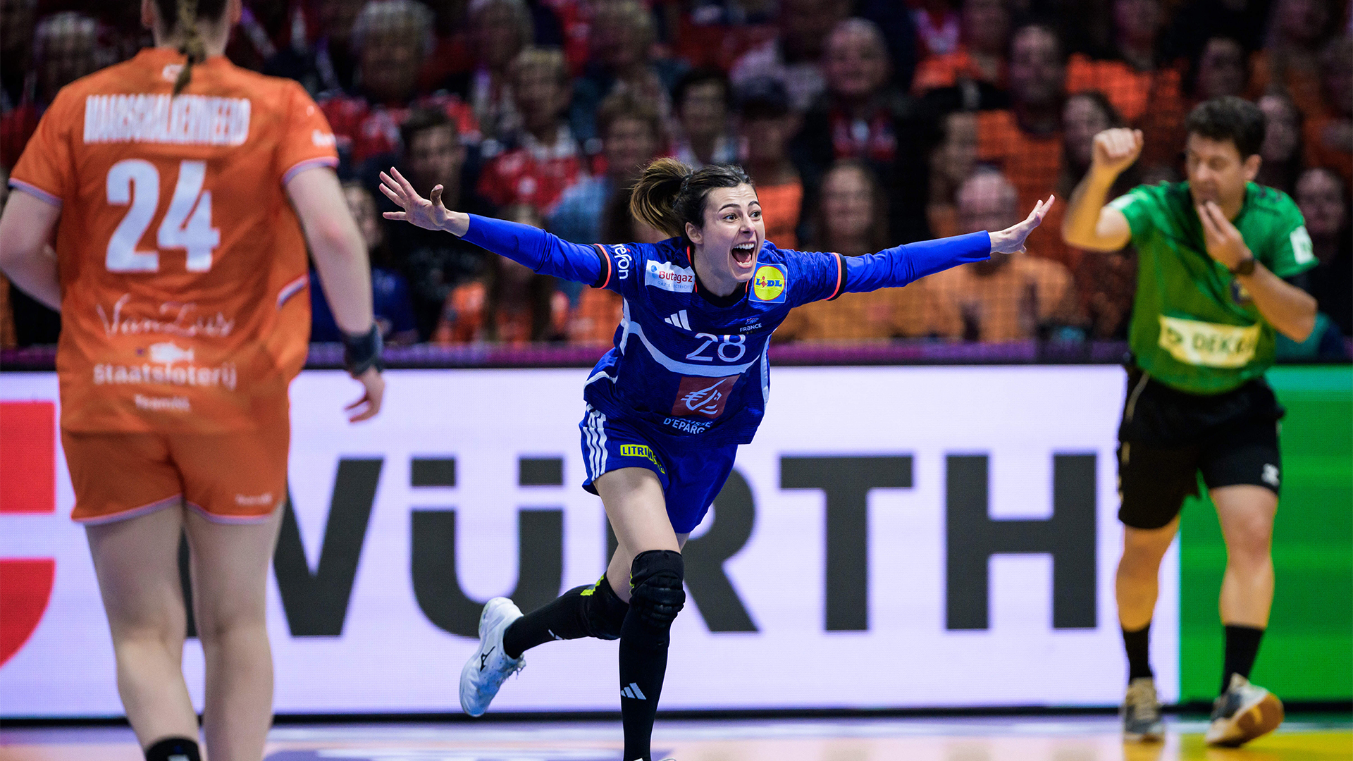 IHF Mondial 2025 : les Bleues décrochent le bronze en prolongation !