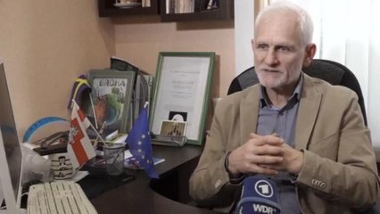 Belarús libera al Nobel de Paz Ales Bialiatski y la activista María Kalesnikova