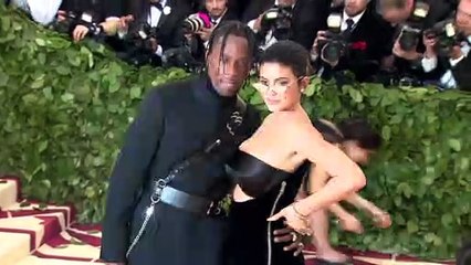 Kylie Jenner ‘Leaned On’ Kendall Amidst Travis Scott Split