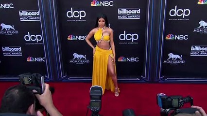 Drew Barrymore Tries To Get Cardi B To Go Vegan But ‘WAP’ Rapper ‘Loves Meat So Much’