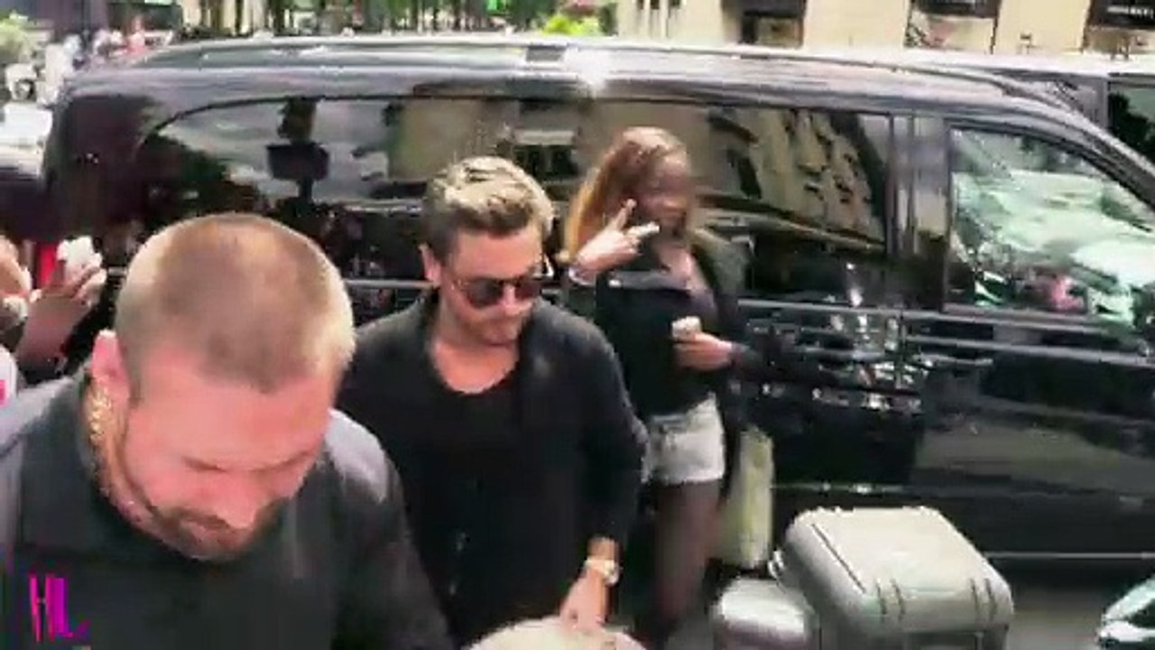 Kardashians Reacts To Kourtney Kardashian & Scott Disick Dating On KUWTK?